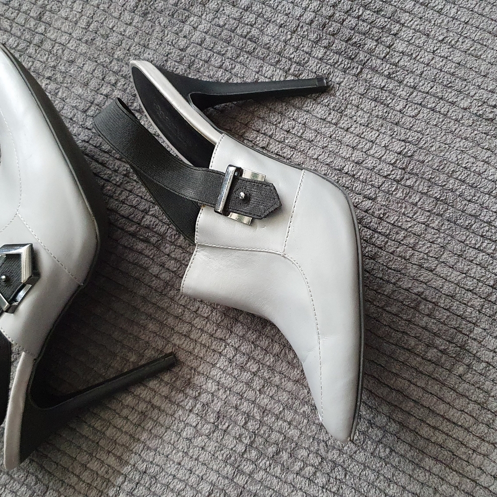 Slip On, Sling Back Booties - Picture 4 of 6